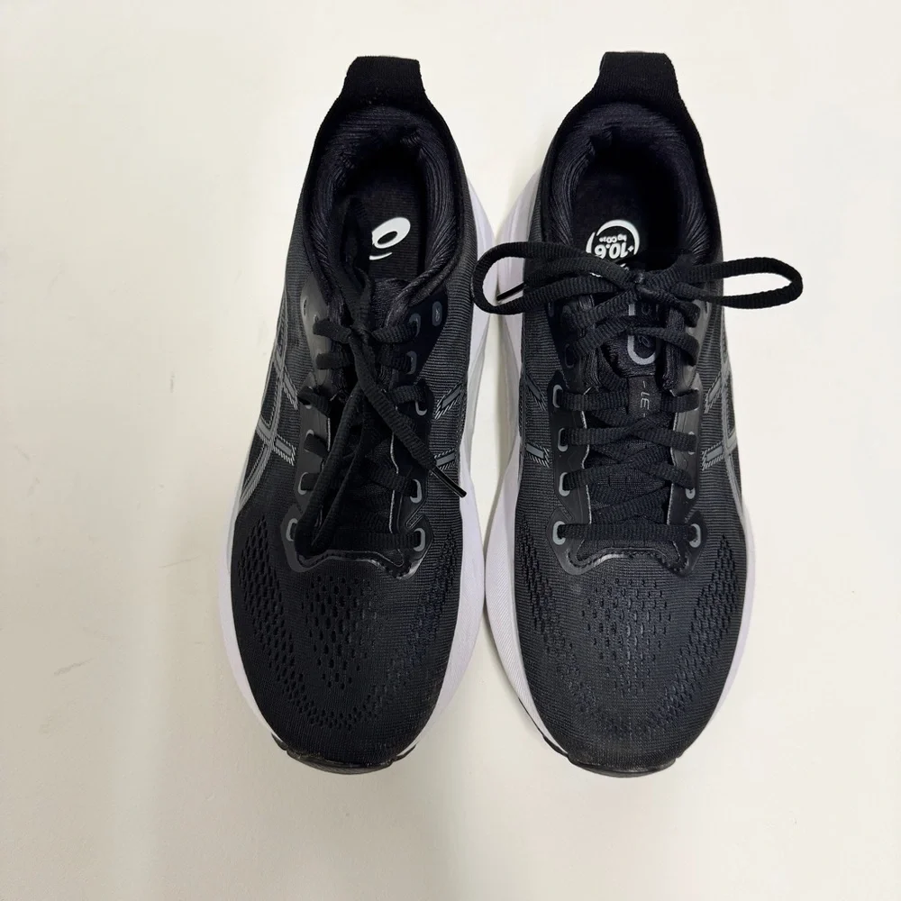 ASICS - Gel Kayano 31 Women’s  Running Shoes in Black and White